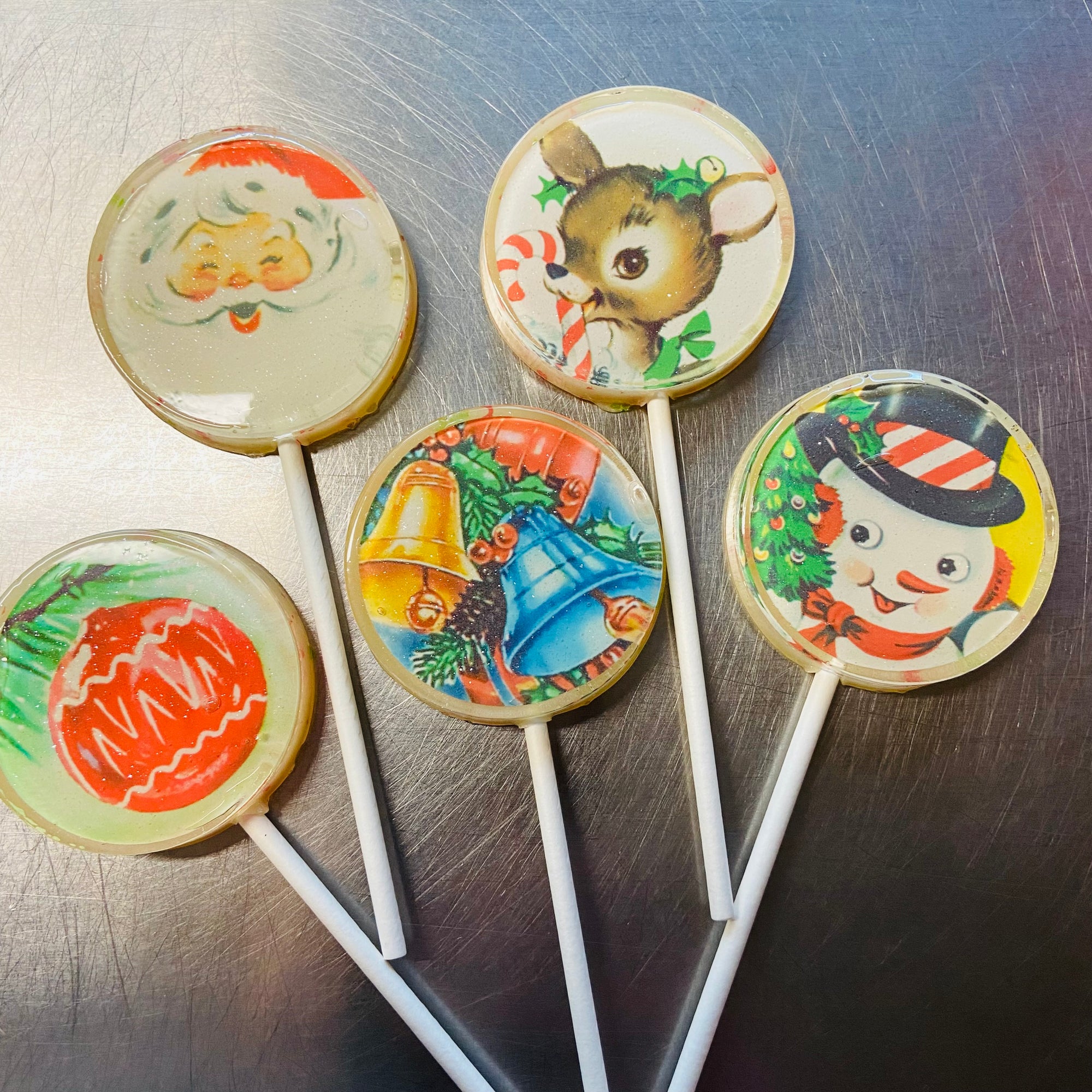 Vintage Christmas Scenes Lollipops 5-piece set by I Want Candy!