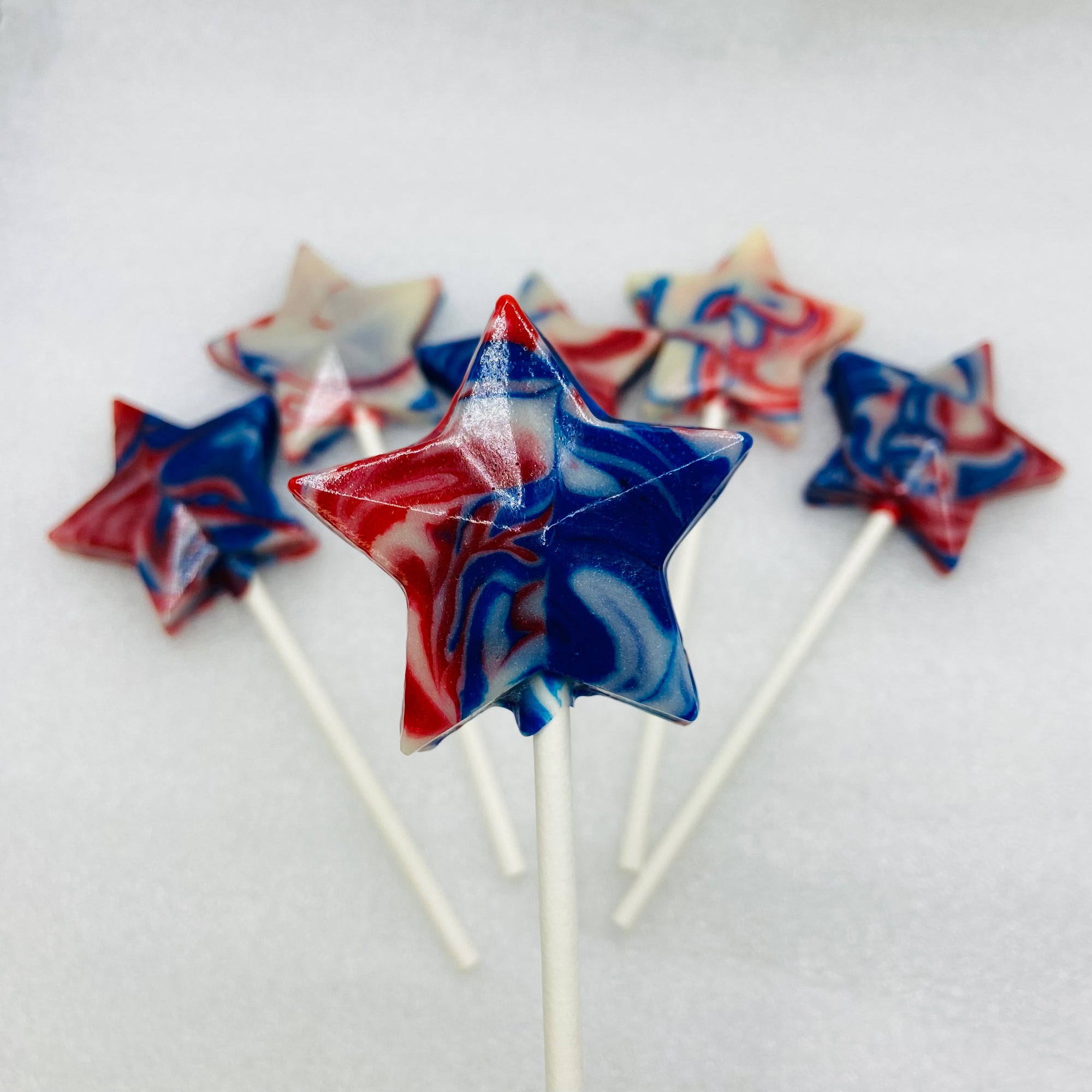 Patriotic Stars & Stripes Swirl 10-piece set by I Want Candy!