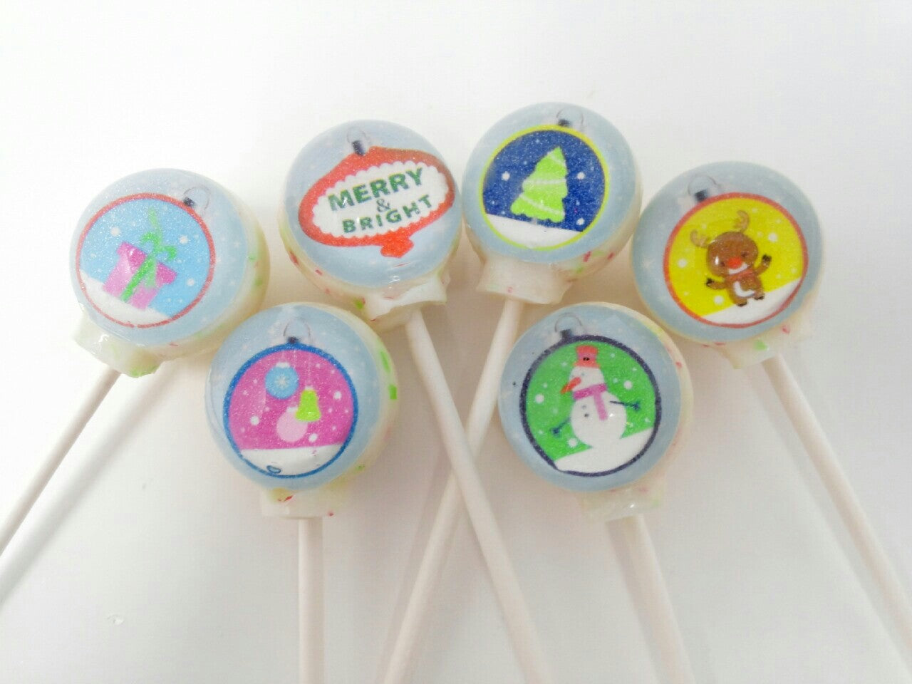 Merry and Bright Ornament Lollipops 6-piece set by I Want Candy!
