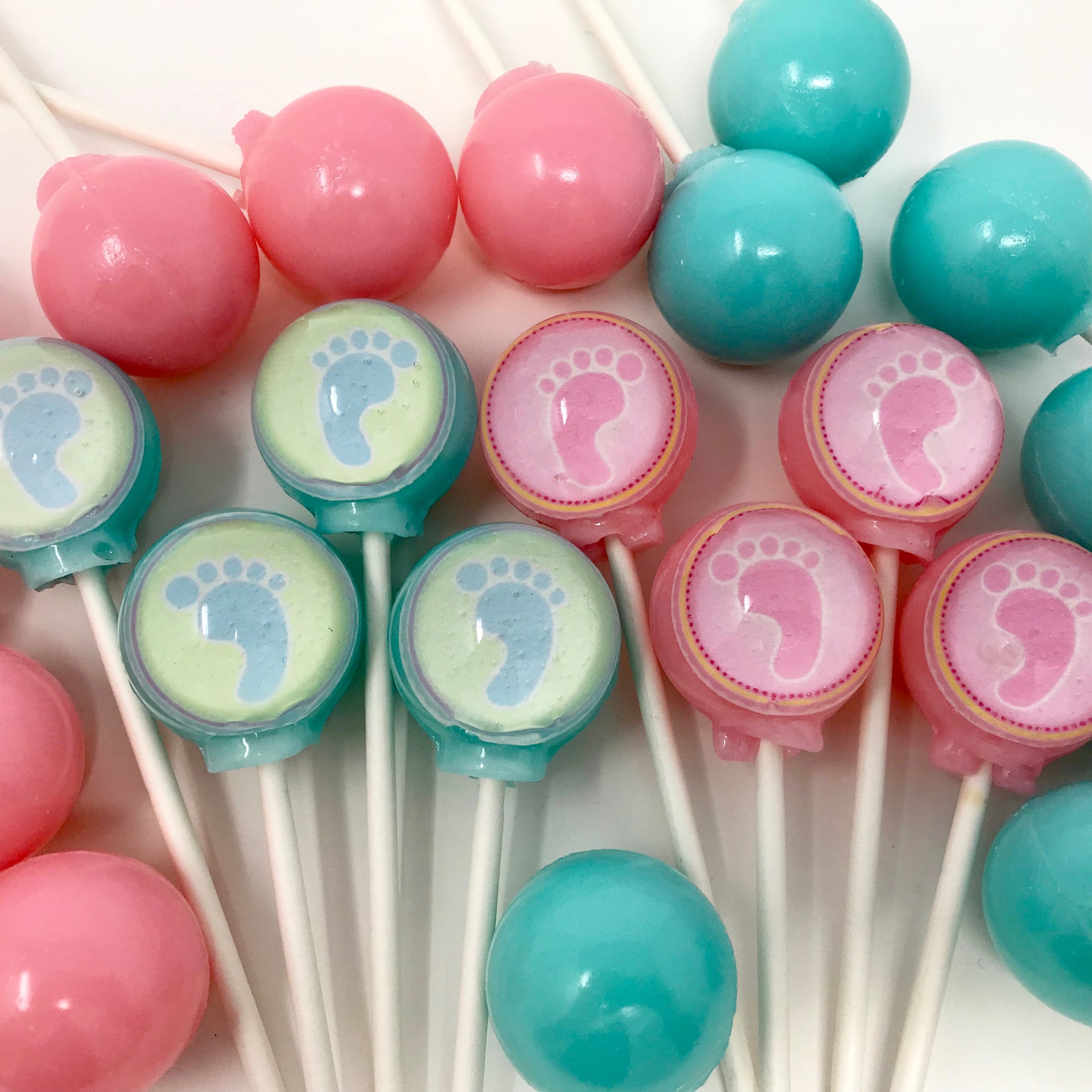 Baby Footprint Lollipop 6-piece set by I Want Candy!