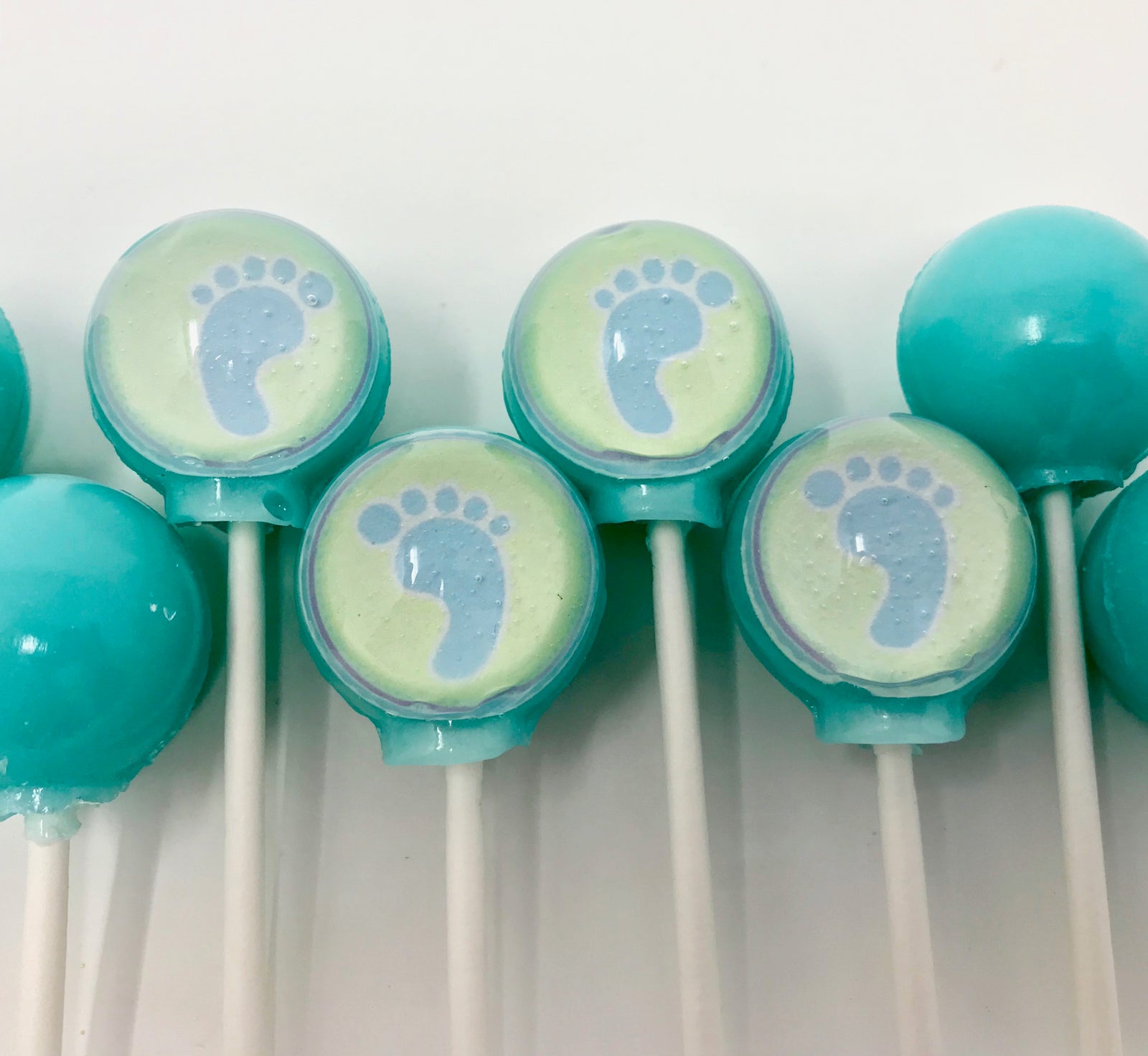 Baby Footprint Lollipop 6-piece set by I Want Candy!