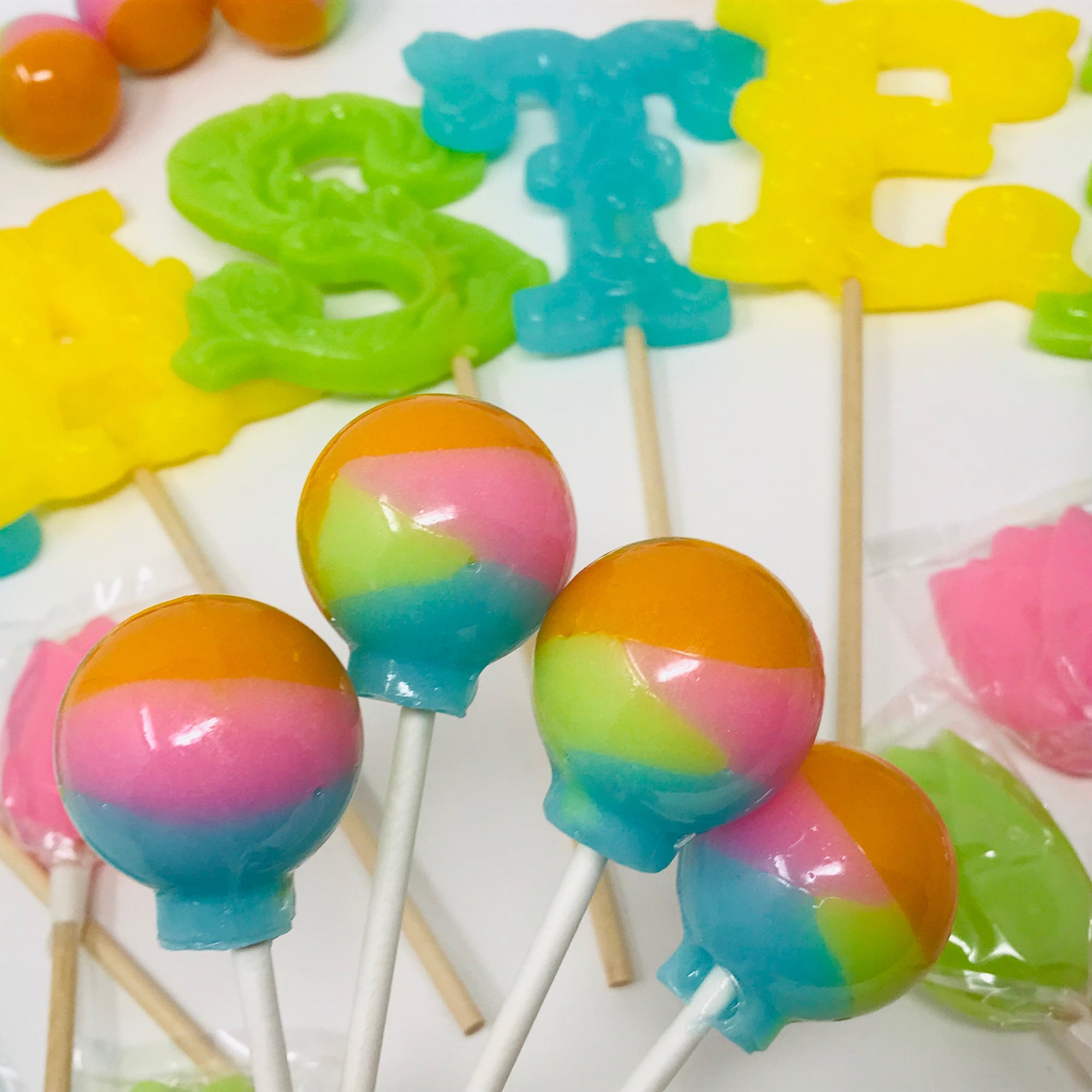 Rainbow Sherbet Lollipops 6-piece set by I Want Candy