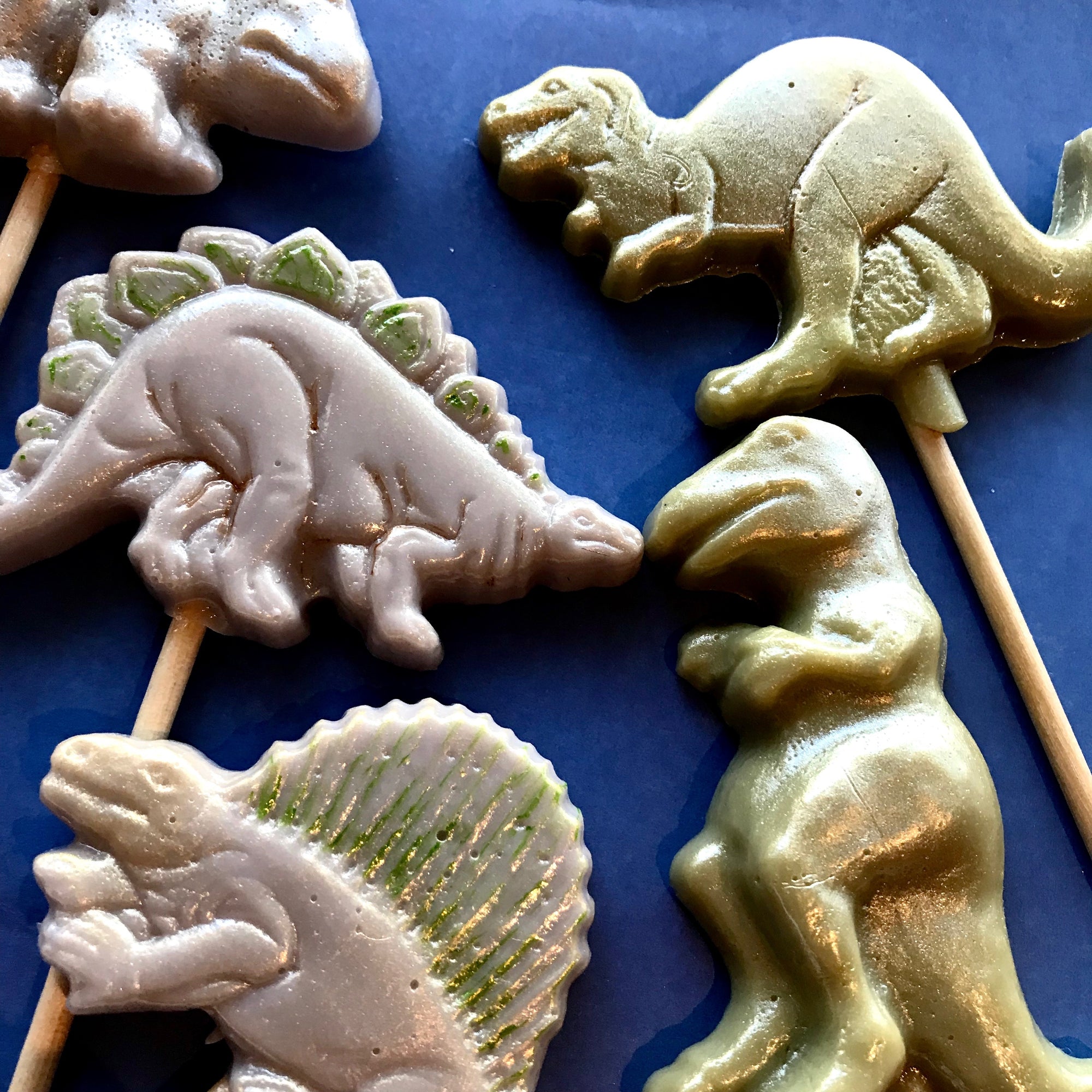 Dinosaur Shaped Lollipops 6-piece set by I Want Candy!