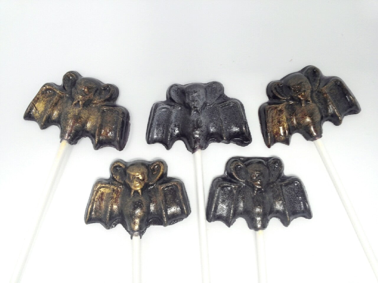 Bat Shaped Halloween Lollipops 6-piece set by I Want Candy!
